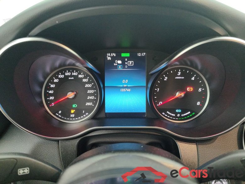 Mercedes-Benz GLC Coupé GLC 300 de 4MATIC 5d #6