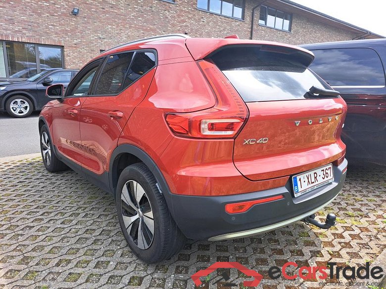 VOLVO XC40 DIESEL 2.0 D3 Momentum Pro #3
