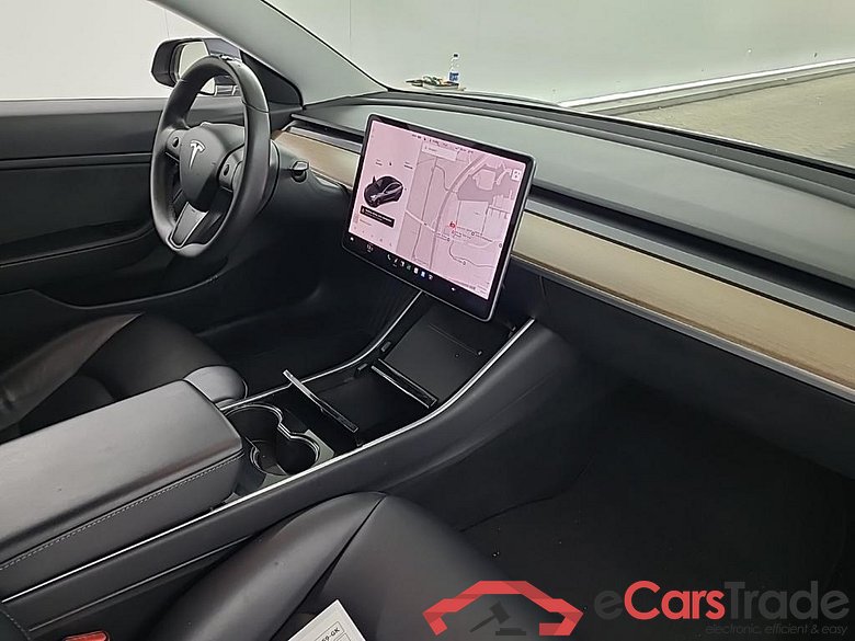 Tesla Model 3 Standard Range Plus RWD 4D 211kW #6