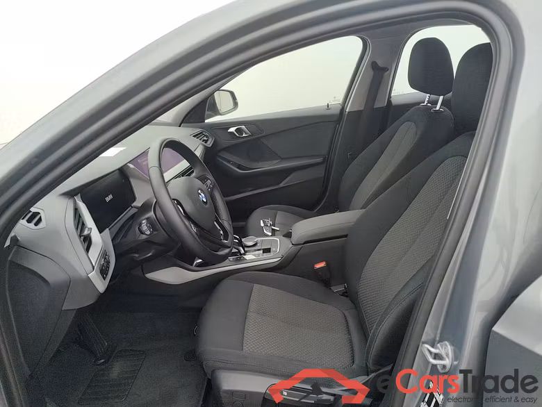 BMW 1 Reeks Hatch 116iA (80 kW) 5d #3