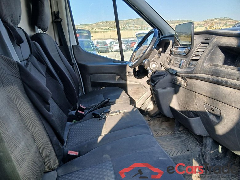 FORD Transit / 2013 / 4P / furgón 350 136kW L3H2 Van Trend RWD #6