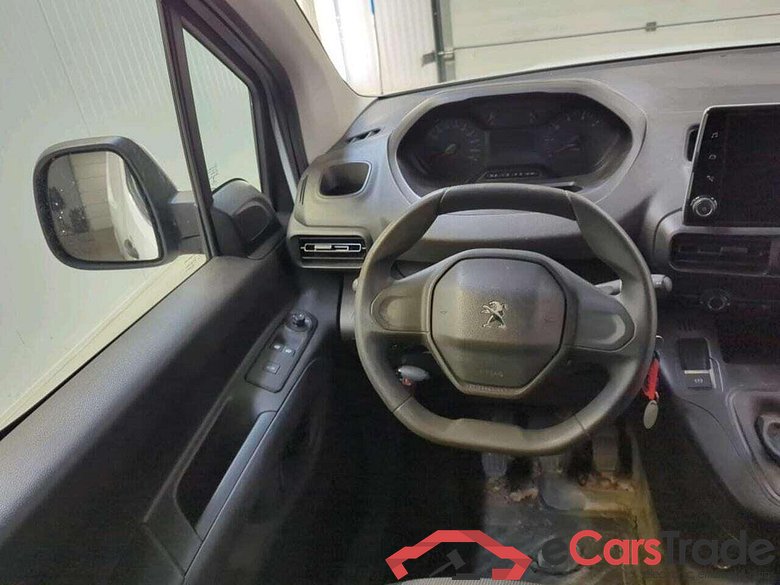 PEUGEOT Partner 1.2 PT. Premium #3