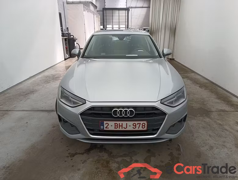 Audi A4 2.0 30 TDi 100kW S tronic Attraction B.E 4d #5