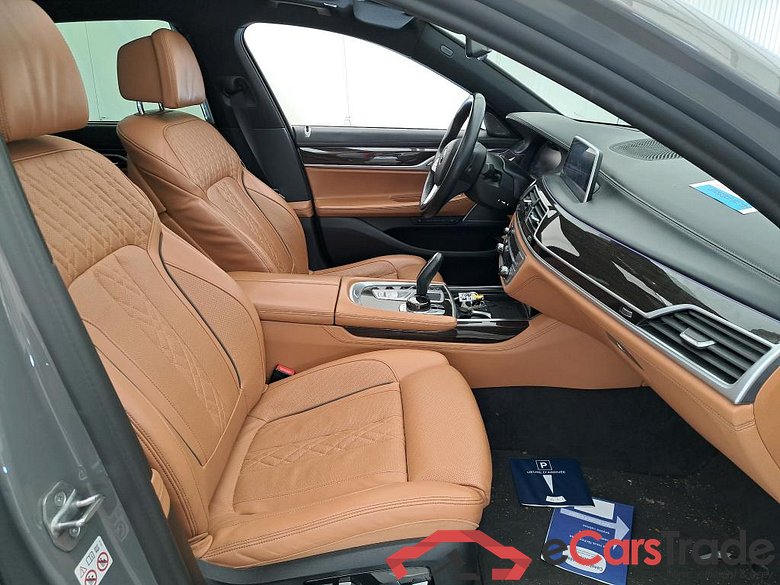 BMW Série 7 Limousine / 2019 / 4P / Berline 745Le xDrive 394 ch Exclusive BVA8 #6