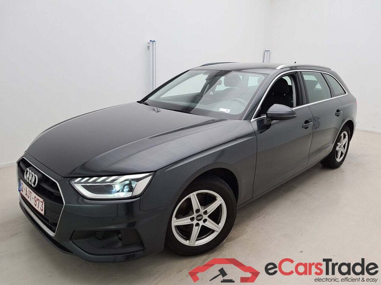 AUDI A4 AVANT 30 TDI BUSINESS ED. S-TRONIC