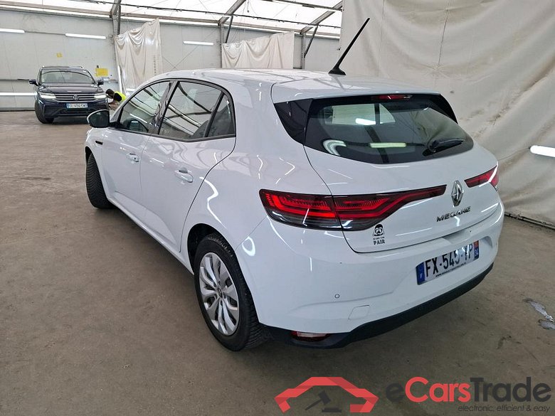 Megane IV Berline 5pt. Société Air Nav 1.5 dCi 90CV BVM6 E6 #2