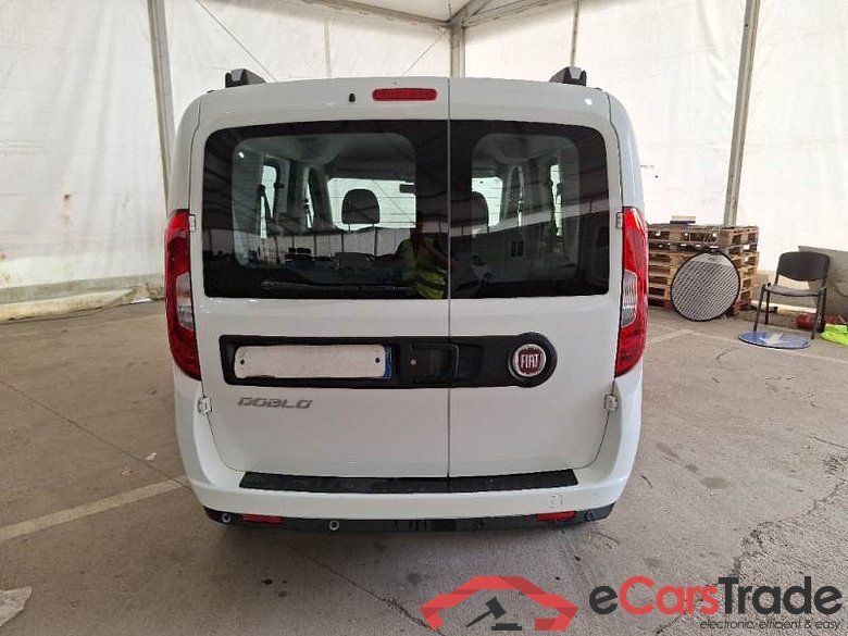 FIAT DOBLÒ / 2014 / 5P / MONOVOLUME 1.4 T-JET 16V 120CV EASY #5