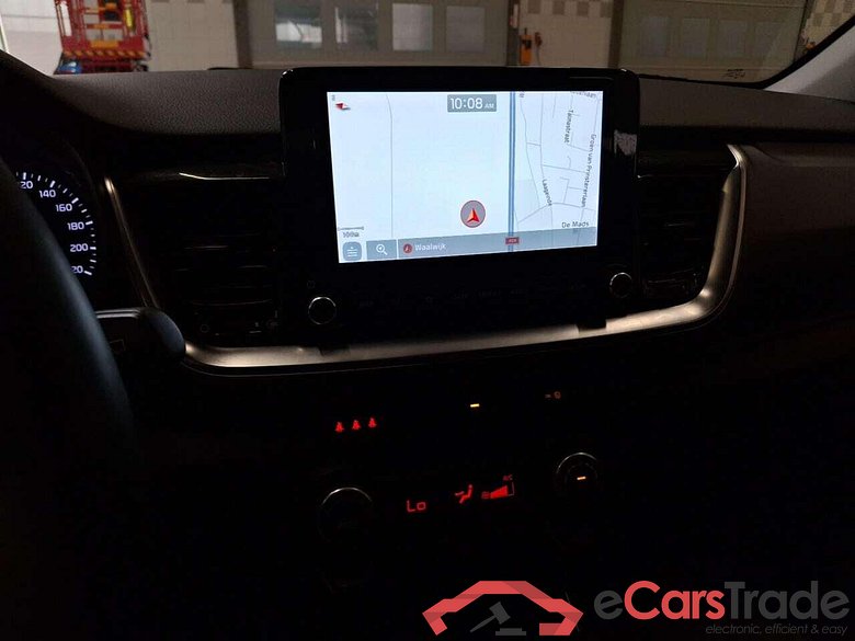 KIA Stonic 1.0 T-GDi MHEV Dyn L #6