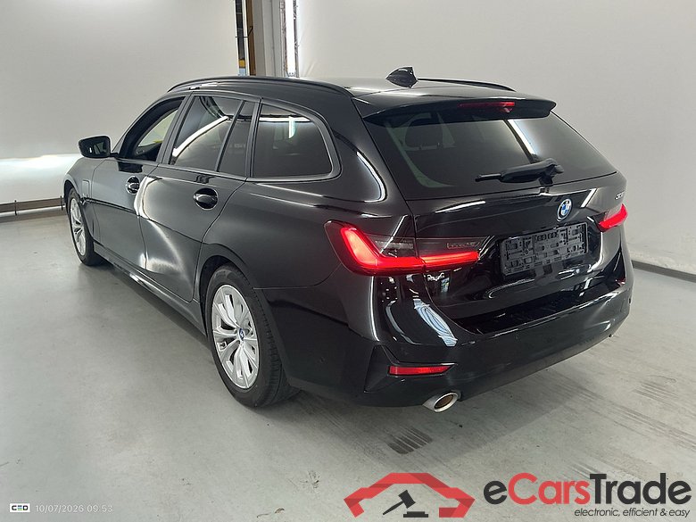 BMW 3 SERIES TOURING 2.0 330E (215KW) TOURING #3