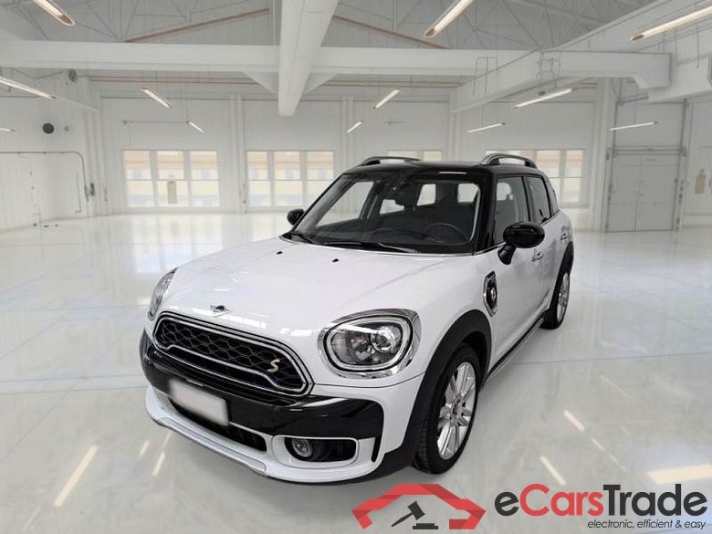 MINI COUNTRYMAN / 2016 / 5P / BERLINA COOPER S E ALL4 HYPE AUTOMATICA