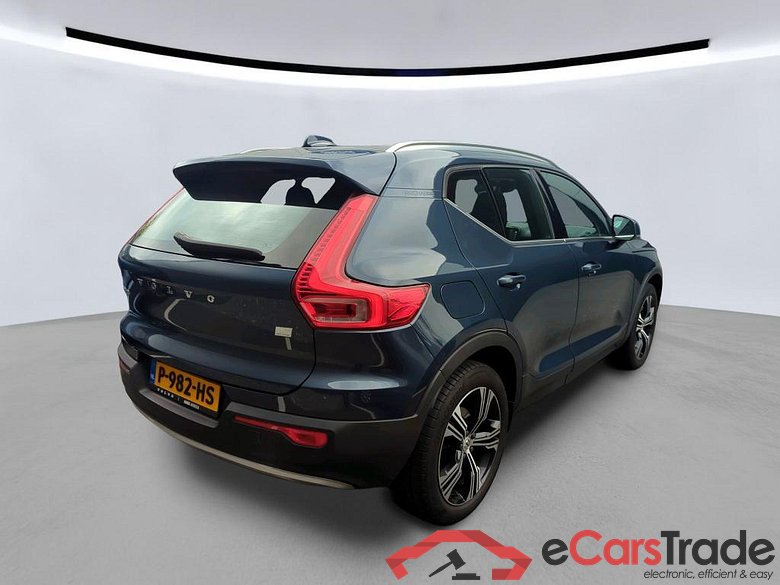 VOLVO XC40 155 kW #6