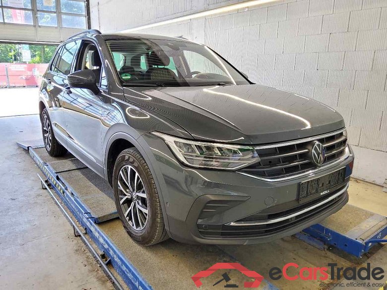 Volkswagen Tiguan (AX1)(07.2020->2024) DE - SUV5 1.5 TSI BMT/Start-Stopp EU6d, Life OPF, (Facelift) 2020 - 2023 #2