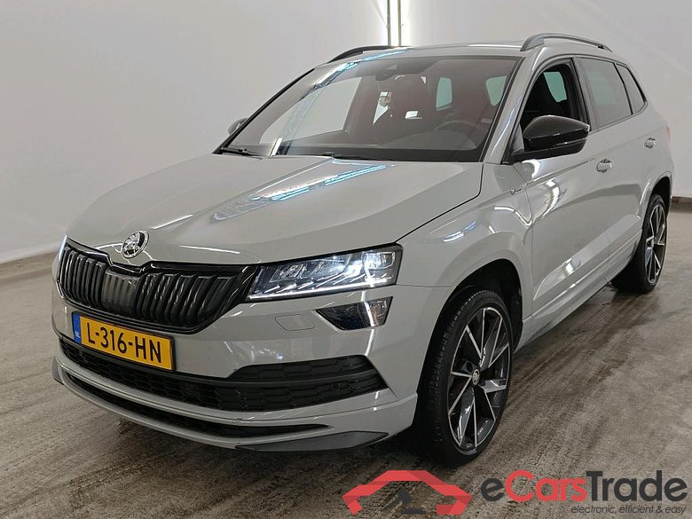 Škoda Karoq 1.5 TSI Greentech DSG Sportline Business 5d + Pano