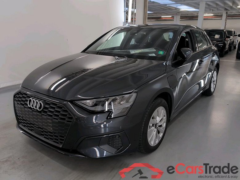 AUDI A3 SPORTBACK 1.4 40 TFSI E S TRONIC SPORTB ATTRACTION