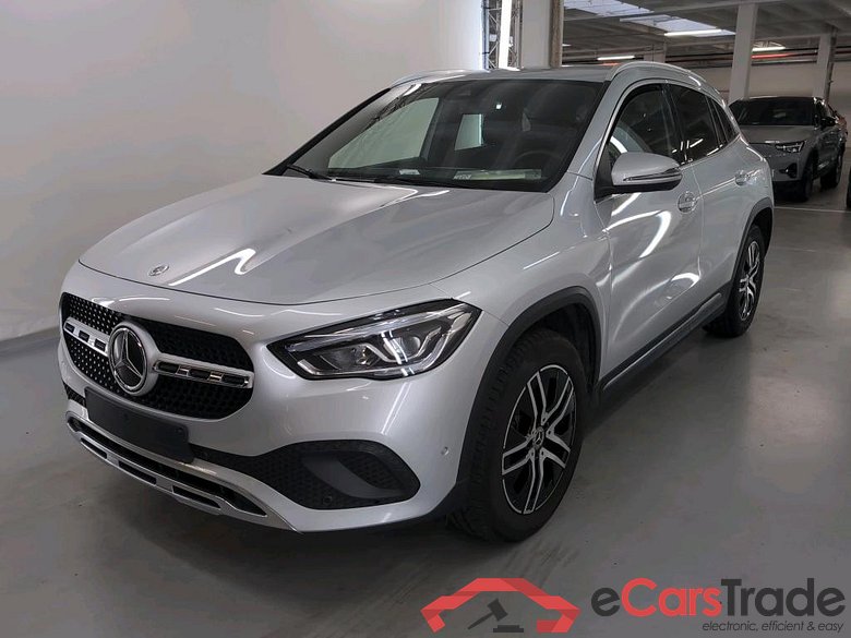 MERCEDES-BENZ GLA 1.3 GLA 250 E DCT BUSINESS SOLUTION